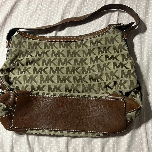 Michael kors bag - Picture 2 of 6